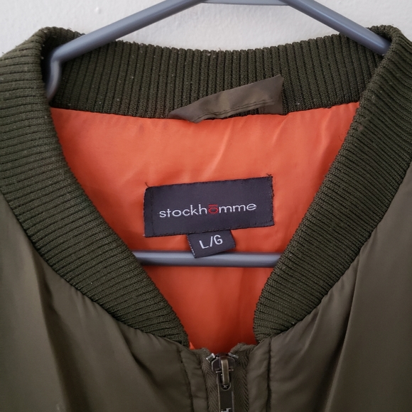 🦋UNISEX Reversible Army Green Light Bomber Jacket - Picture 3 of 4